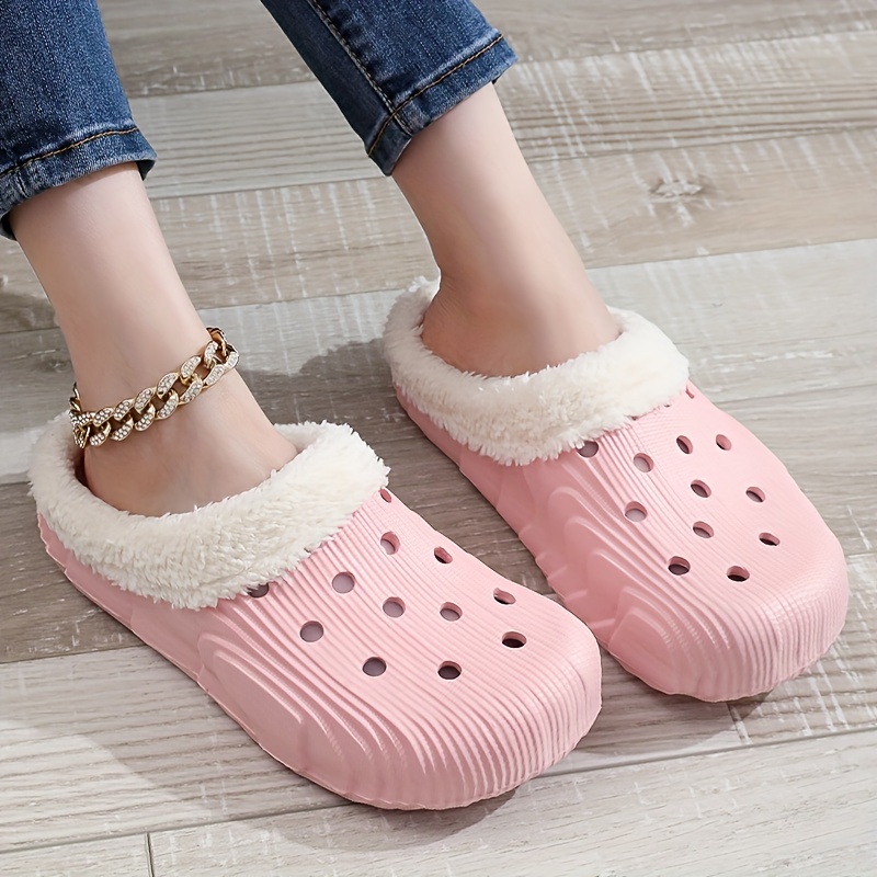 winter plush lined clogs solid color hollow out closed toe slip on shoes cozy warm home slippers details 3